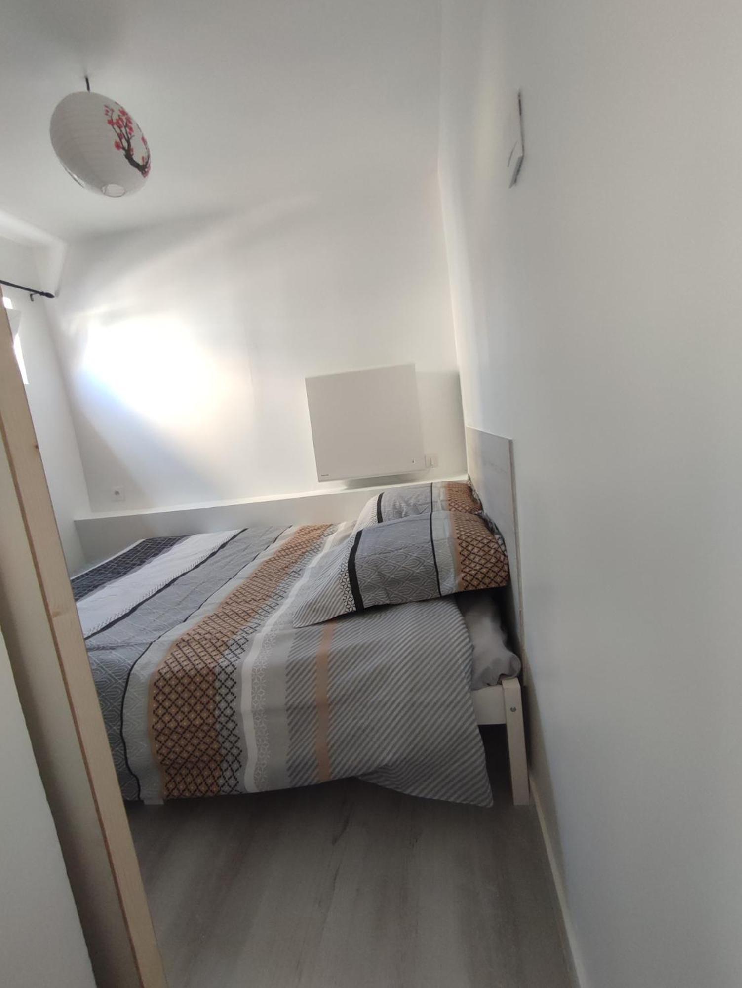 Petit F2 Meuble Independant Apartamento Limay Exterior foto